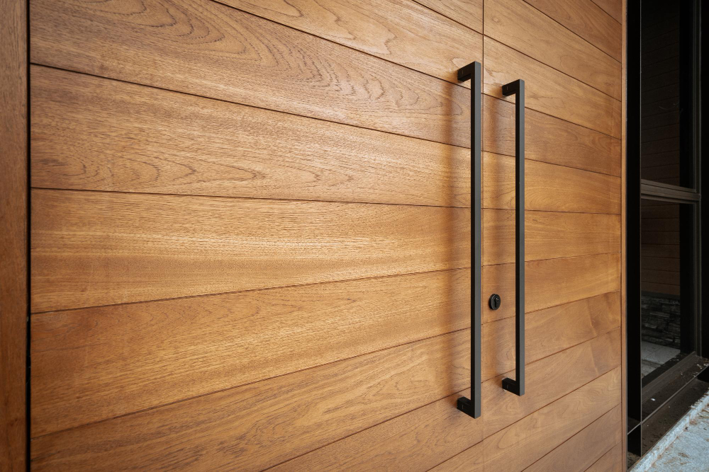 Portas laminadas de madeira: elegância e durabilidade para seu lar